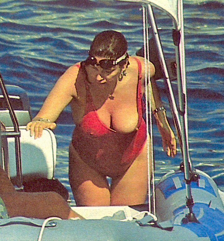 Beautiful naked american indian women